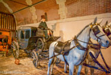 <center>Musée des Attelages. </center>Wourch, calèche transformable à deux ou quatre chevaux qui peut se fermer entièrement l'hiver.