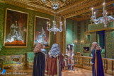 <center>Chambre du Roi. </center>Louis XIV en habit de sacre, ainsi qu’Henriette d’Angleterre, sa cousine.