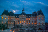 <center> Vaux le Vicomte, le soir. </center> La façade Nord.
