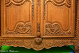 <center>Armoire de mariage</center>Anonyme Calvados, France Vers 1800
Bois de chêne, laiton, fer 
Mucem.