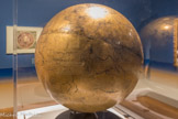 <center>Globe céleste.</center>Italie ou Europe centrale 1502
Cuivre doré et gravé
Musée national de la Renaissance château d'Écouen.
