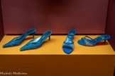 <center></center>Mules
Christian Louboutin
Marque française de chaussures créée en 1991 par Christian Louboutin (1964)
Collection printemps-été 2002 Sergé de coton (denim), cuir
Don Fonds de Dotation Maison Mode Méditerranée. 2021 Marseille, Château Borély - Musée des Arts décoratifs, de la Faïence et de la Mode, inv. D.2005.2.3
<br>
Mules
Michel Perry
Marque française de chaussures créée en 1987 par Michel Perry (1949)
Entre 1987et 2006 Sergé de coton (denim), cuir
Don Fonds de Dotation Maison Mode Méditerranée, 2021
Marseille, Château