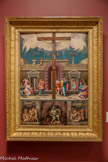<center></center>Attribué à JACOPO DI GIOVANNI DI FRANCESCO dit JACONE Florence, 1495 - 1554
Le Christ en croix, allégorie de l'Église militante, triomphante et souffrante.
XVIe siècle HUILE SUR BOIS. Donation Bourguignon de FabregouleS, 1860