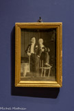 <center>Grock et Maïss</center>Tirage argentique Collection Alain Frère<br>
Violon du clown Grock (Adrien Wettach)
Collection Alain Frère