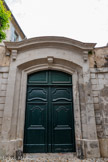 <center>Castres</center>Portail en demi lune, du XVIIe. Rue Montledier.