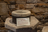 <center>Cordes-sur-ciel. Musée Charles Portal.</center>Mesures à grains de Cordes, XIVe siècle.