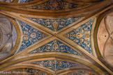 <center>Cordes-sur-ciel. L’église Saint-Michel.</center>Voûtes : peintures style renaissance par Gayral en 1841, le bleu est du sulfate de cuivre.