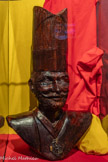 <center>Cordes-sur-ciel. Le musée des Arts du sucre et du chocolat</center>Buste d’Yves Thuriès. Sculpture réalisée entièrement en chocolat. Temps de réalisation : 40h
