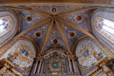 <center>Monestiès. L'église Saint-Pierre.</center>De hautes fenêtres à meneau et remplage flamboyant éclairent le choeur.