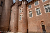 <center>Le palais de la Berbie.</center>Cour d'honneur du palais.