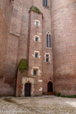 <center>Le palais de la Berbie.</center>Cour d'honneur du palais.