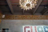<center>Le musée Goya.</center>Frise des blasons des évêques de Castre.
A la fin du XVIIIe siècle, une frise sous plafond est commandée par Monseigneur de Royère pour figurer les armes et blasons des trente-cinq évêques qui se sont succédé à Castres de 1317 à 1801.
A la Révolution française, la frise est recouverte lorsque la salle devient le siège du Tribunal civil du département. Redécouverte en 1942 et reconstituée à l’identique par le peintre Raymond Tournon d’après un relevé, elle a été restaurée en 2022 lors des travaux de rénovation du musée. En haut à gauche, une fenêtre témoin permet de laisser visible une partie de la frise originelle.