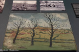 <center>Le musée Soulages.</center>Peinture 36,5 x 45,5 cm, 1934
Huile sur carton.
Derrière les arbres formant une cage à lumière, le lycée la Roque (Rodez) se découpe à l'horizon.