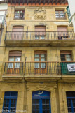 <center>Getaria</center>Maison Indianocua. Ce magnifique palais baroque appartint jadis à M. Cristobal de Basurto, éminent entrepreneur dans la première moitié du XVIIe siècle. A la fin du XVIe siècle, il fit fortune à San Luis Potosi (Mexique) au point d'y être maître d'une exploitation de mines d'argent. Rentré à Getaria en 1612, il investit dans la construction de grands galions pour le commerce américain, voire dans des pêcheries en Terre-Neuve.
En 1676, cette maison fut acquise par M. Pedro de Echave Asu, capitaine de galions. Son descendante M. José Fernando Echave Asu et Romero, étant Député Général en Gipuzkoa, adhéra à la Convention révolutionnaire française et proposa d'instaurer une république satellite dans cette province.