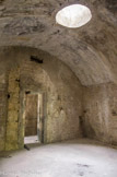 <center>Le fort du Portalet</center>Dortoir.