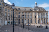 <center>Place de la Bourse.</center>Bâtiment de la Bourse.