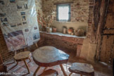 <center>Montalibord </center>La pierre d’évier , lieu de vaisselle et de la toilette de la famille,