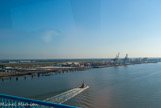 <center>Saint-Nazaire. </center> Le port, vue du pont.