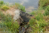 <center>Guérande. </center> Une simple ardoise permettra à cette eau d'accéder par l'intermédiaire d'un petit canal aux cristallisoirs les 