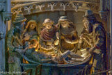 <center>Notre-Dame-la-Grande. </center> De gauche à droite : Joseph d'Arimathie, une sainte femme., saint Jean et la Vierge, une saint femme (Marie-Madeleine ?), Nicodème.