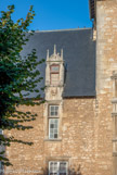 <center>Hôtel Geoffroy d'Estissac, ancien doyenné Saint Hilaire. </center>