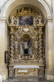 <center>L'église Santa Chiara </center>Saint François Xavier.