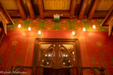 <center>Le château Laurens</center>Porte du grand vestibule.
