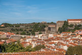 <center>Le château royal.</center>Au sommet de la colline, le fort Carré. A droite, le fort Miradou .