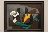 <center>Compotier et guitare</center>Pablo Picasso
(Màlaga, 1881 - Mougins, 1973)
 11 février 1932
Huile sur toile Collection Nahmad