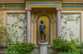 <center>Hôtel Pams</center>Gabriel Farrail, Jeune flûtiste, bronze.