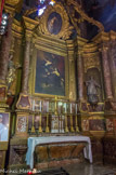 <center>La cathédrale Saint-Jean-Baptiste.</center>Chapelle de Sainte Thérèse d’Avila. Le retable provient probablement de l’ancien couvent des Carmes déchaux (1600). Il suit strictement le modèle qui s’est imposé au XVIIIe siècle avec ses quatre colonnes de marbre rouge, supportant un baldaquin. Au centre, une importante huile sur toile représente la Transverbération de Sainte Thérèse d’Avila. Deux statues l’entourent, à gauche Sainte-Lucie et à droite Saint Jean de la Croix. Le couronnement du retable porte un tableau en médaillon représentant saint Antoine de Padoue. A la prédelle, sont enchâssés trois cadres reliquaire.