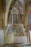 <center>Palais des Rois de Majorque.</center>La chapelle Ste Madeleine. Ici, les saints et les anges sont remplacés par des fleurs, des feuilles et des fruits sculptés et peints.