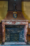 <center>La Casa Xanxo. </center>La cheminée est en marbre rouge de Villefranche-de-Conflent.