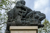 <center>Monument à la mémoire de la résistance et de la déportation.</center>