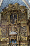 <center>Eglise Saint Jacques</center>Au centre : en haut, le Christ en croix, bas-relief, en bas, la statue de la Vierge, sous un dôme. A droite : de bas en haut, l'Annonciation, la Nativité et Jésus au Temple (caché). A gauche : l'Ascension, la Pentecôte et le Couronnement de la Vierge (caché).