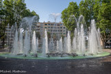<center>Perpignan.</center>La Fontaine « Maillol » Planes-Vila. Espace Dina Vierny (XXIème Siècle).  Au terme des allées Maillol, bordées de majestueux platanes trône la grande fontaine moderne « Fleurs d’acier » dédiée au célèbre sculpteur Aristide Maillol