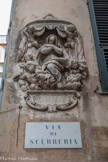 Une des Madonnette, ces anciennes niches votives que les corporations de marchands et d’artisans faisaient construire sur les maisonx.