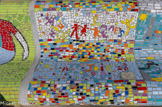 <center>Le banc </center>Ligue de l'Enseignement. Ecole Saint Just, centre 2, 13013. Nous sommes la joie.