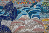 <center>Le banc</center>PAIN de SUCRE. Fournisseur officiel des sirènes.