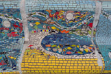 <center>Le banc</center>Ass Pointe de Terre Rouge, 2019. Les petits poissons portent les noms de élèves.
