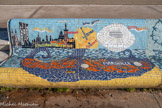 <center>Le banc </center>Ulule 2022. Financement participatif. Association Viv'Arthe et Paola Cervoni, 06 07 75 15 41, 2021. Noms des élèves dans les petits poissons.