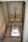 <center>Hotel Amédée Armand</center>Lustre lanterne et plafond compartimenté.
