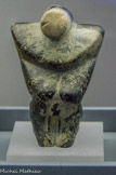 <center>Figure anthropomorphe</center>Syrie. IIe millénaire av. J.-C. Serpentine