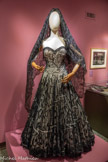 <center>Bernard Buffet</center>Costume de Carmen : Carmen. 1962. 
(coll. Opéra de Marseille)