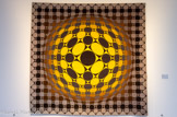 <center>Vega-Sakk</center>Circa 1969
Tapisserie de laine d'Aubusson (atelier Tabard Frères et Sœurs) 253 x 261 cm Collection Lucien Arkas