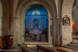 <center>L'église Saint-Denys.</center>A gauche du chœur, se trouve une chapelle dédiée à la Vierge Marie, mère de Jésus, entourée des deux saintes Maries de la mer, Marie-Salomé et Marie-Jacobé, qui a été restaurée en 2008