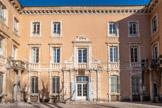 <center>Le château de Gueydan.</center>Le château de Valabre et le domaine de 250 ha qui l'entoure, sont légués, le 10 mai 1880, à la ville de Gardanne, par Françoise Sibilot (an VI-1882), marquise de Gueydan, à condition « d'y fonder et faire fonctionner un établissement public qui prendra le nom d'Institut agronomique de Valabre et sera destiné à élever, instruire et former des jeunes gens dans la science et la pratique de l'agriculture ». Il est fermé entre 1943 et 1946. En 1967, le sous-préfet Francis Arrighi installe, au château de Valabre, le Centre inter-régional de formation de la sécurité civile (CIFSC), devenu École d'application de sécurité civile (ECASC). En 1970, le Centre de formation professionnelle et de promotion agricole (CFPPA) est ouvert aux stagiaires adultes et aux apprentis. 
1979 voit la création du Centre inter-régional de coordination opérationnelle de la sécurité civile (CIRCOSC), devenu le Centre opérationnel de zone (COZ) dans un préfabriqué près du CIFSC. Un bâtiment en dur est construit en 1985, utilisé conjointement par le COZ et le ECASC.