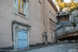 <center>Le château de Gueydan.</center>Façade arrière.