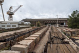<center>Les Chantiers Navals de La Ciotat. </center>Le haut de la cale n°1. Au fond, un atelier.