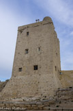 <center>Fort de Bouc. </center>La tour est semblable à celle du roi René. La base est évasée, l’accès se faisait au premier étage par un escabeau.